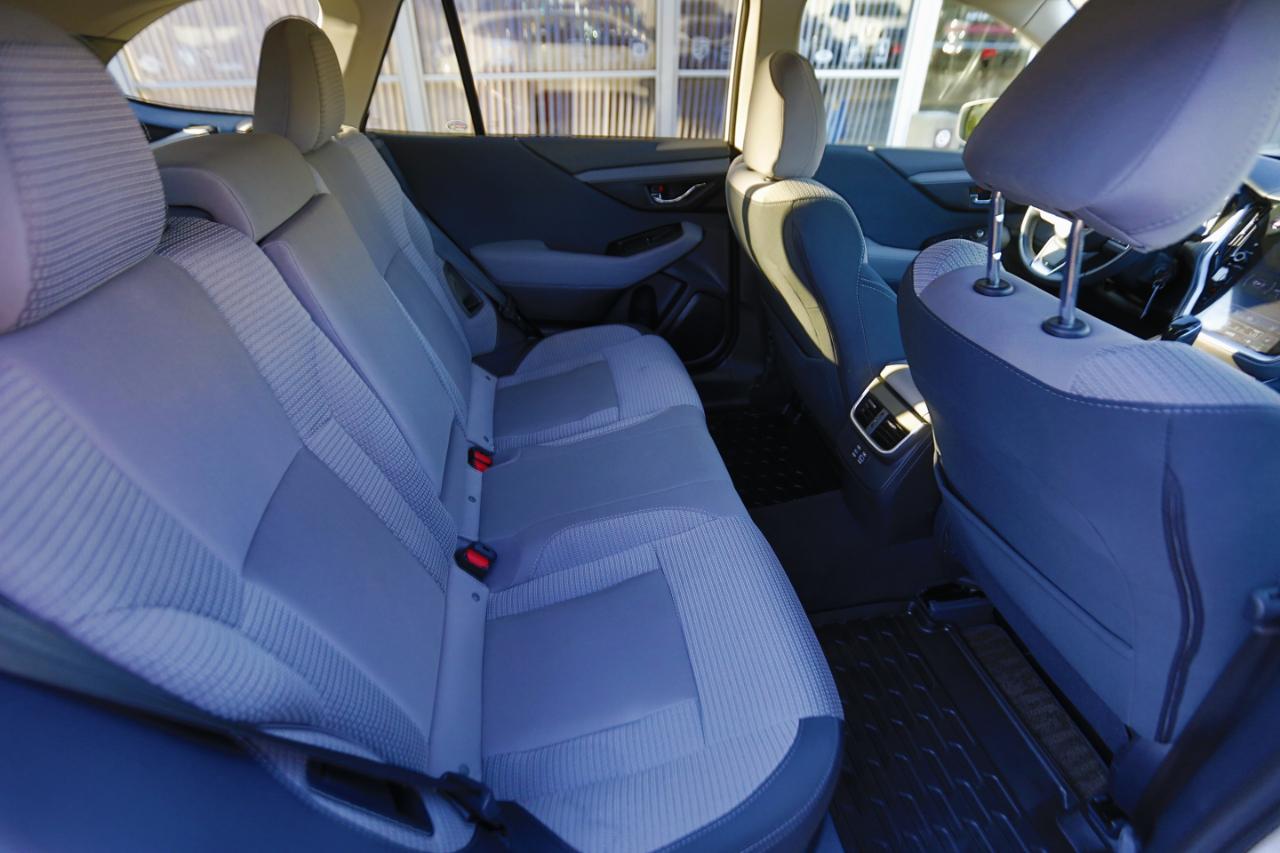 Subaru Outback Premium AWD 2025