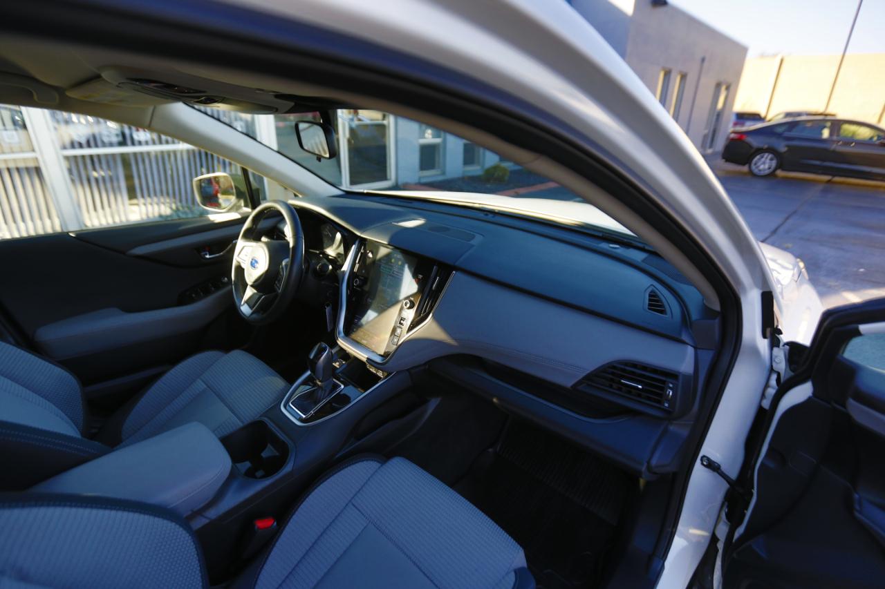 Subaru Outback Premium AWD 2025