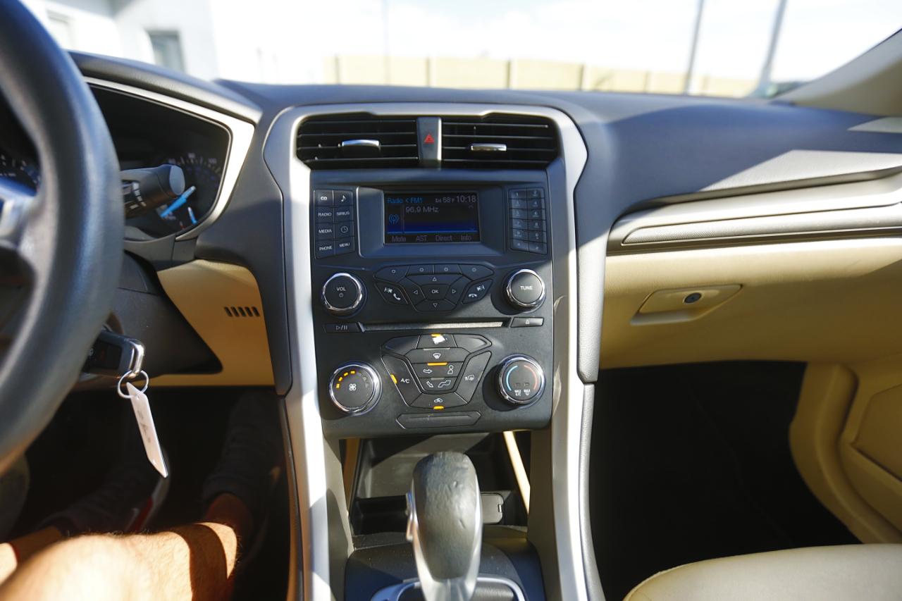 Ford Fusion 4dr Sdn SE FWD 2013