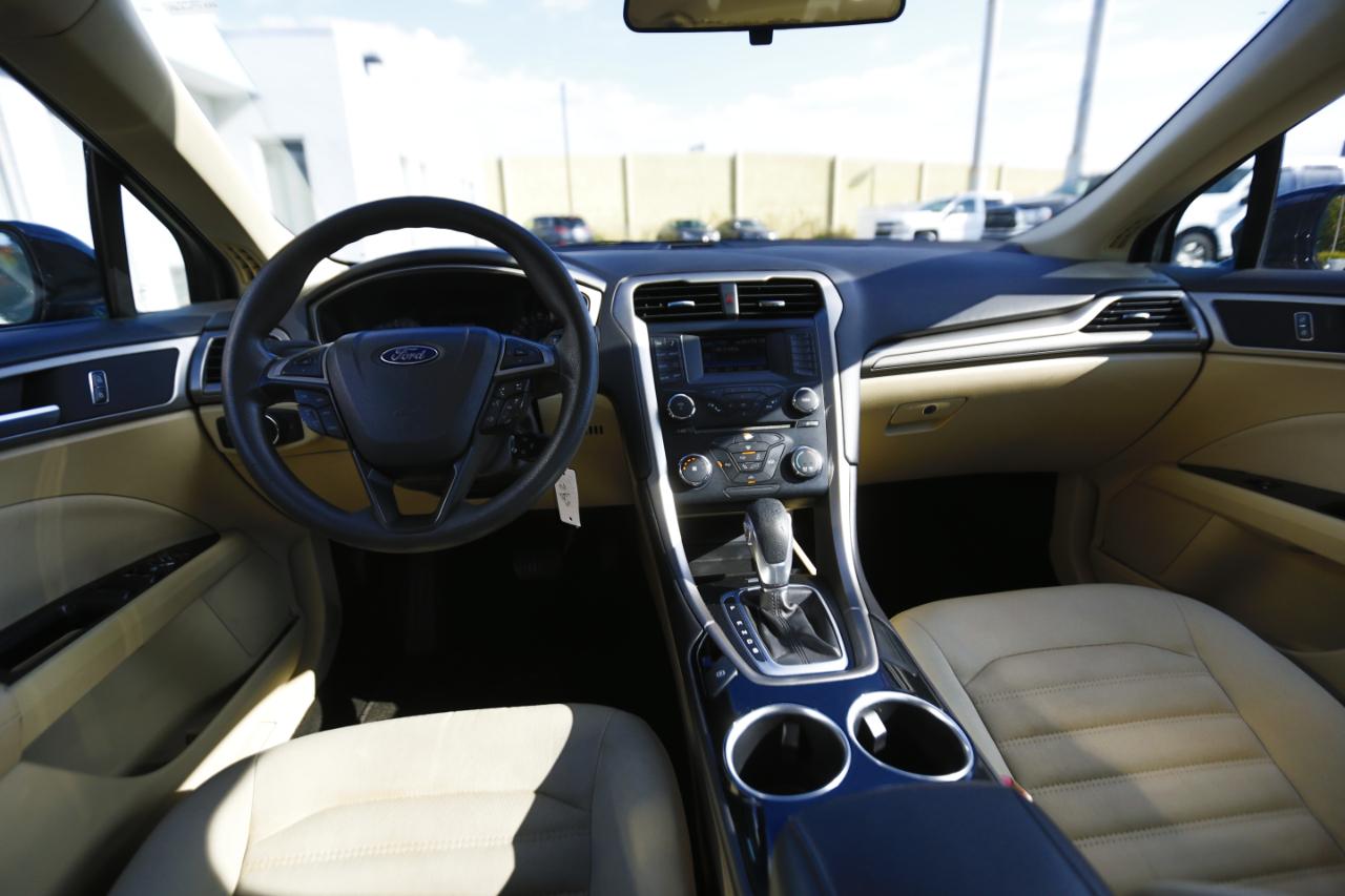 Ford Fusion 4dr Sdn SE FWD 2013