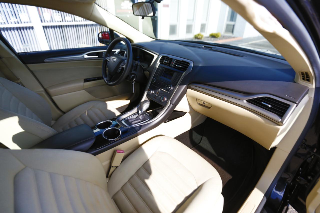 Ford Fusion 4dr Sdn SE FWD 2013