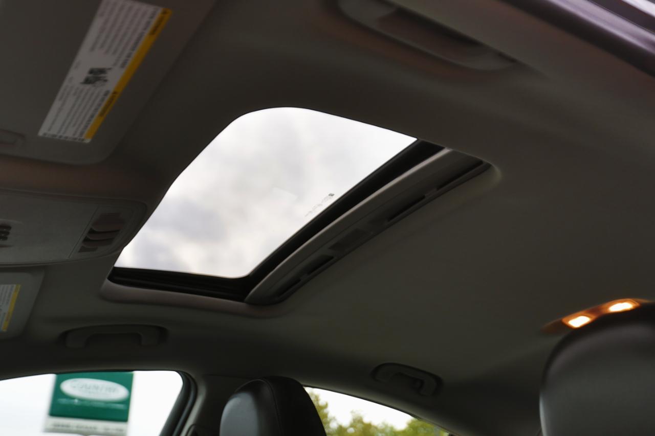 Buick Regal 4dr Sdn Premium II FWD 2014
