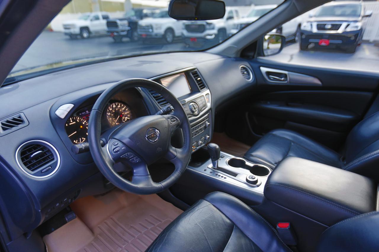 Nissan Pathfinder 4x4 SL 2018