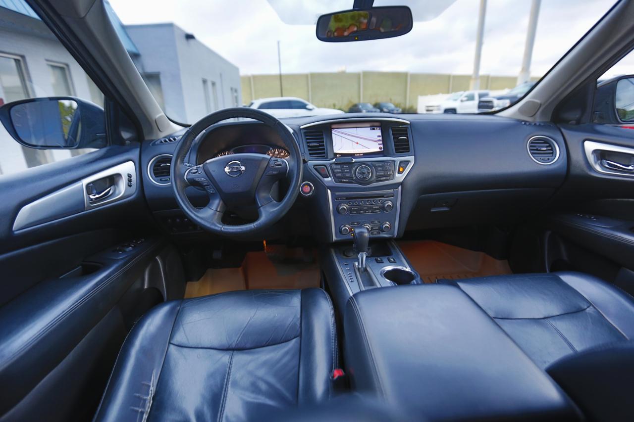 Nissan Pathfinder 4x4 SL 2018
