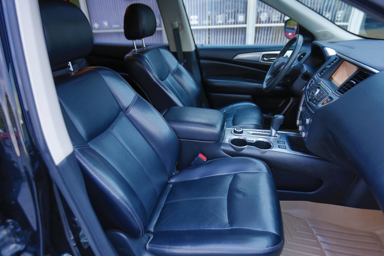 Nissan Pathfinder 4x4 SL 2018