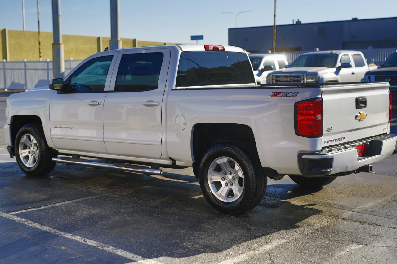 Chevrolet Silverado 1500 4WD Crew Cab 143.5" LT w/2LT 2018