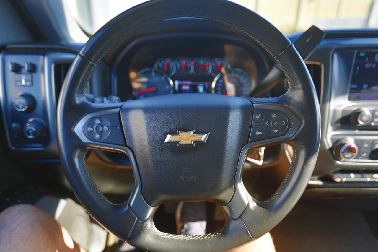 Chevrolet Silverado 1500 4WD Crew Cab 143.5" LT w/2LT 2018