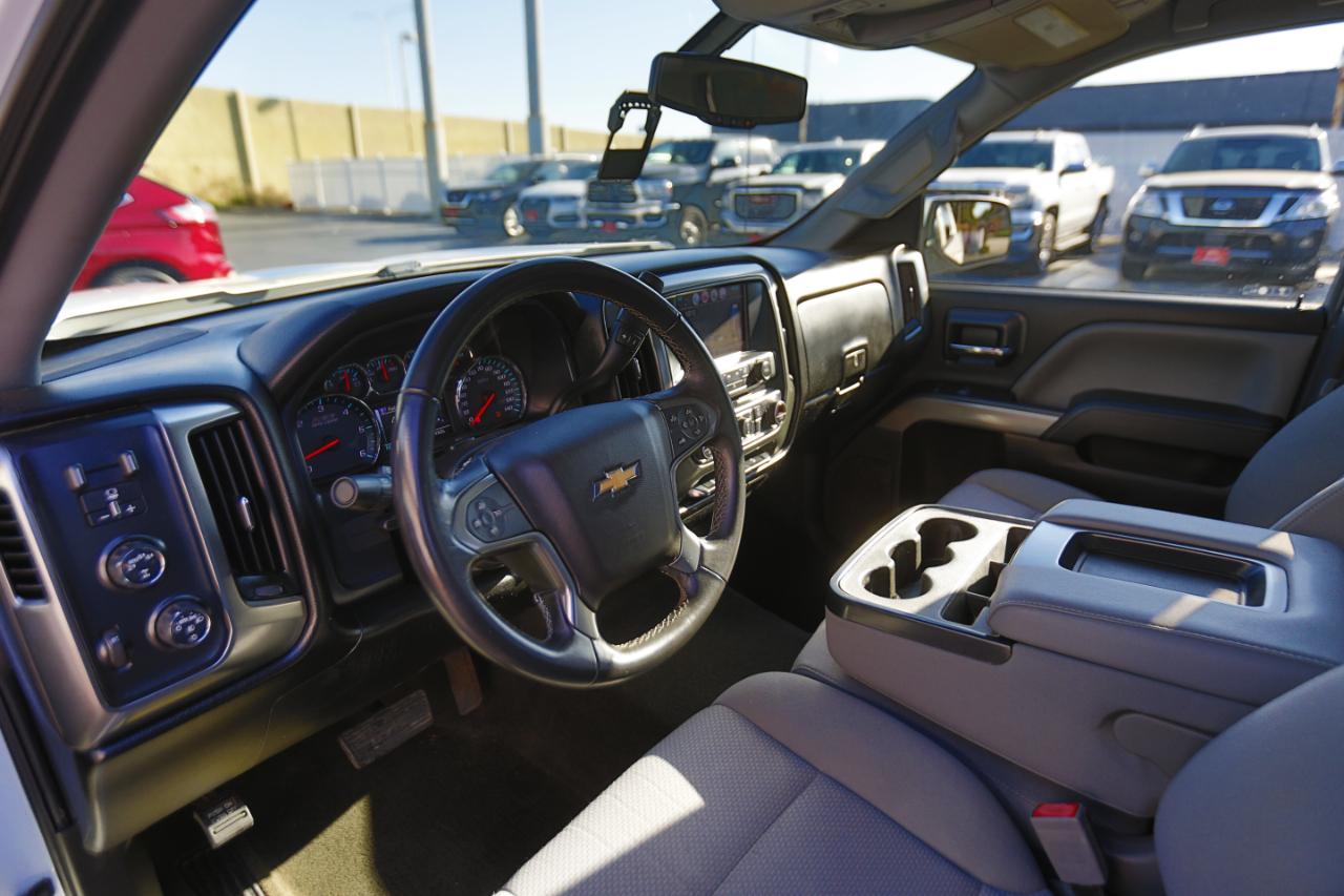 Chevrolet Silverado 1500 4WD Crew Cab 143.5" LT w/2LT 2018