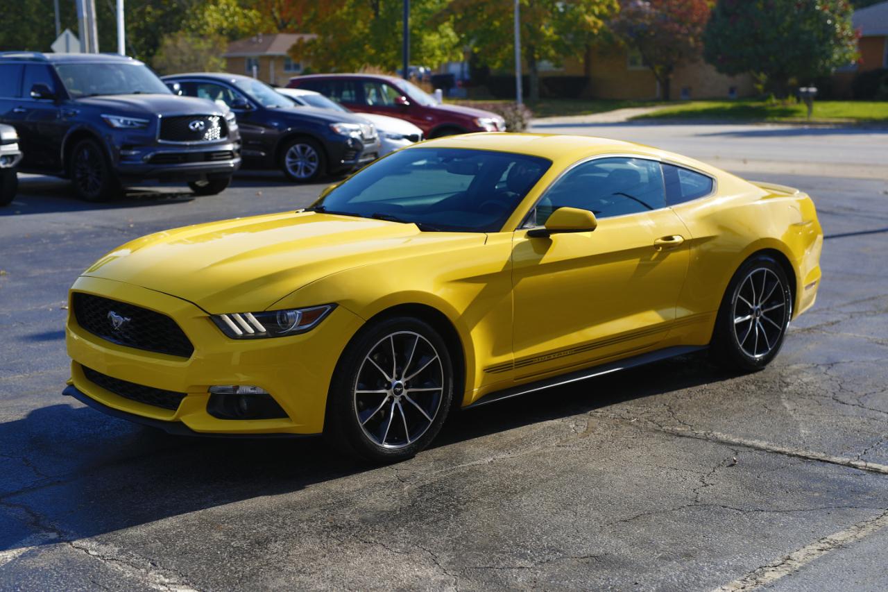 Ford Mustang 2dr Fastback EcoBoost 2015