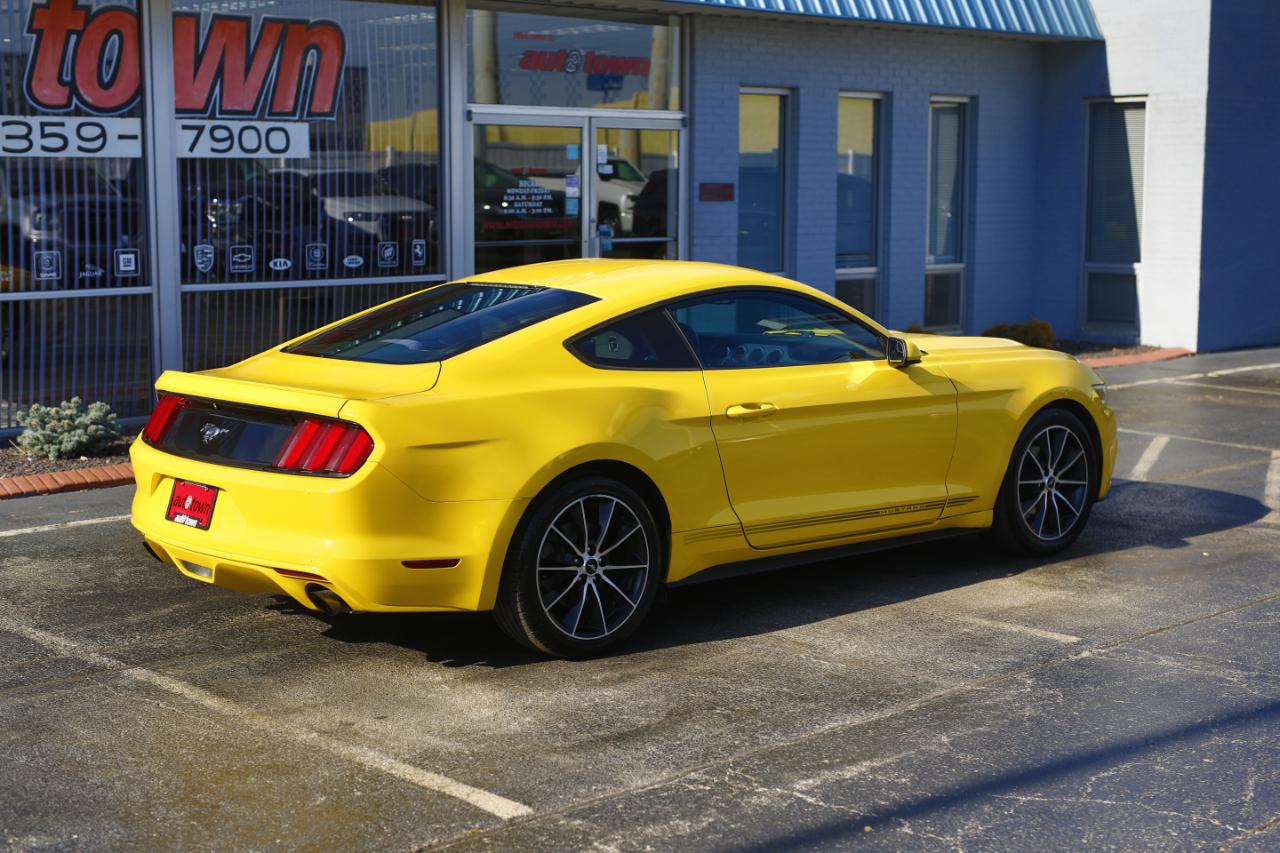 Ford Mustang 2dr Fastback EcoBoost 2015