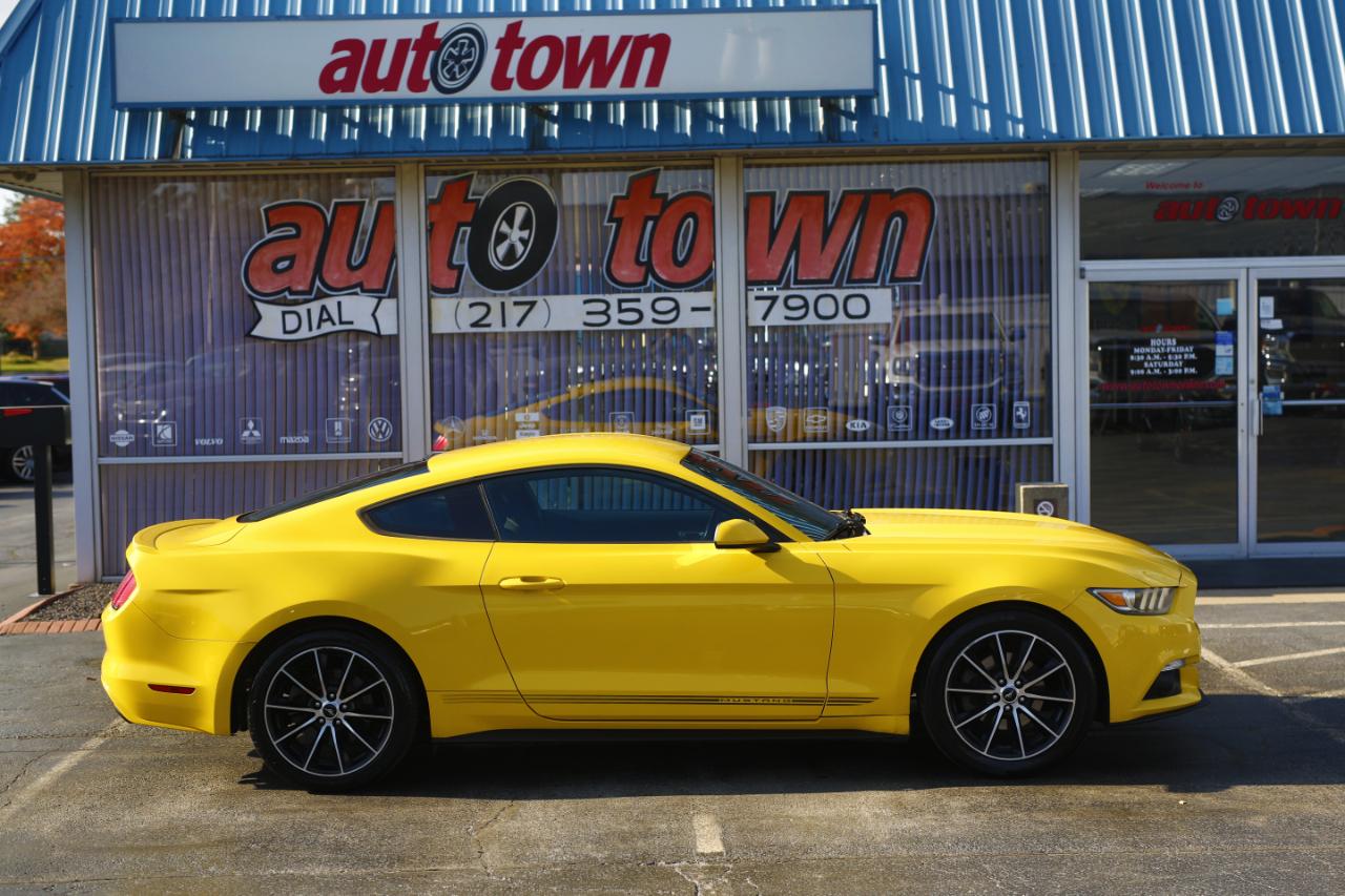 Ford Mustang 2dr Fastback EcoBoost 2015
