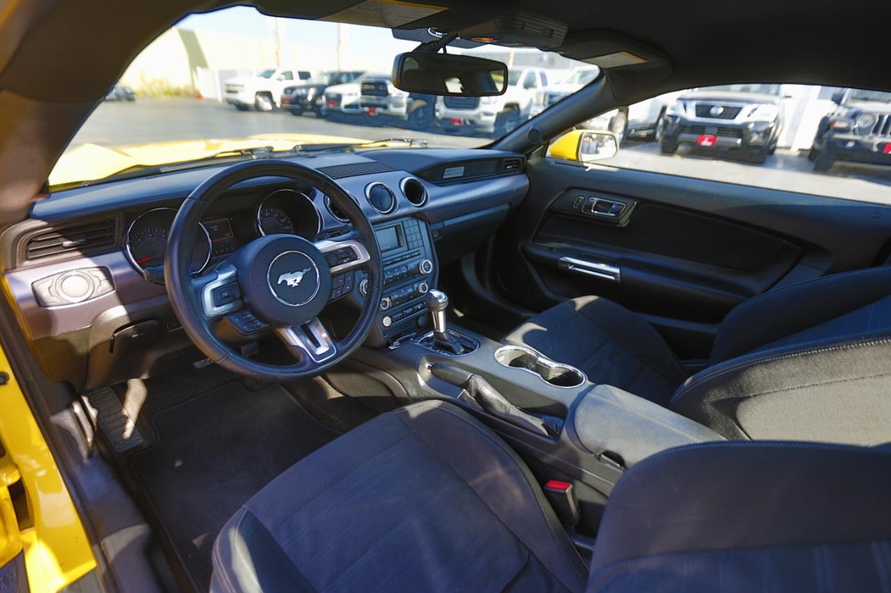Ford Mustang 2dr Fastback EcoBoost 2015