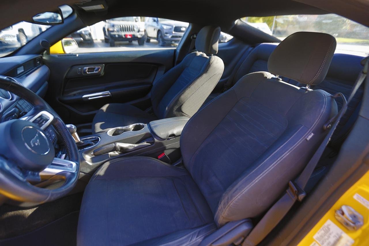 Ford Mustang 2dr Fastback EcoBoost 2015