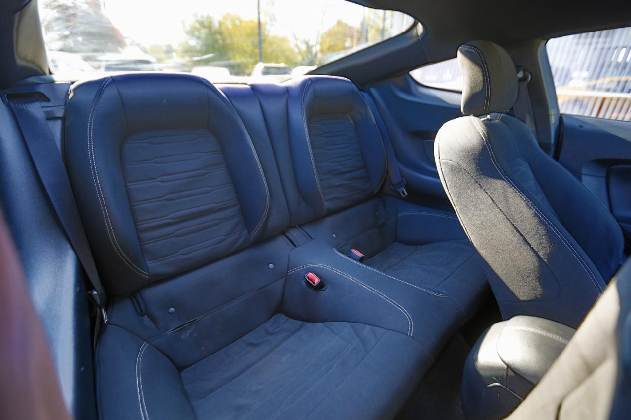 Ford Mustang 2dr Fastback EcoBoost 2015