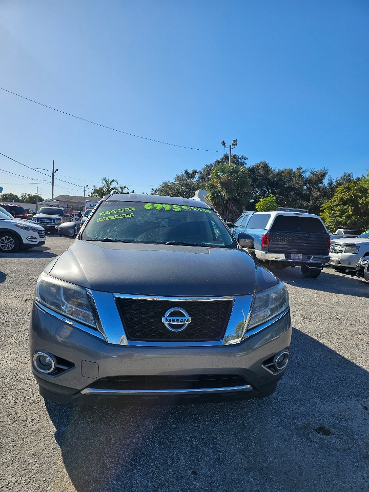 Nissan Pathfinder SL 2WD 2015