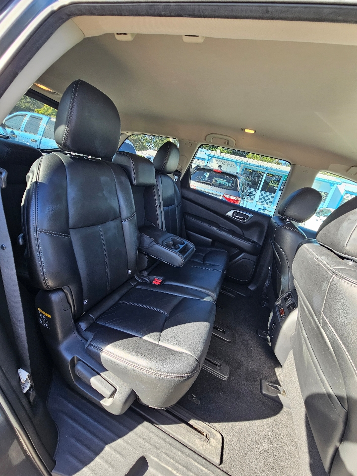 Nissan Pathfinder SL 2WD 2015