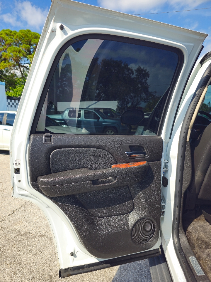 Chevrolet Tahoe LTZ 4WD 2008