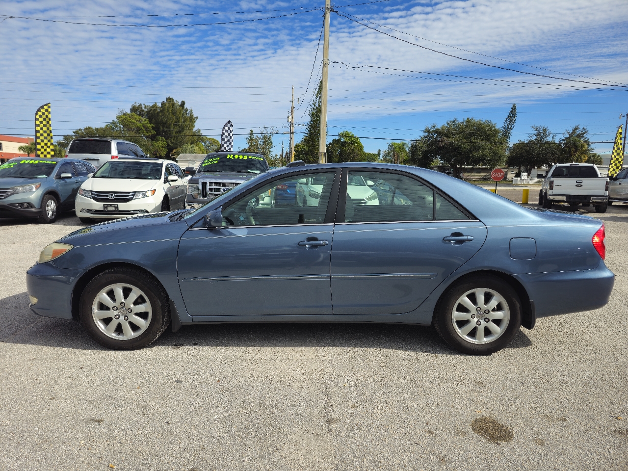 Toyota Camry XLE 4D Sedan 2003