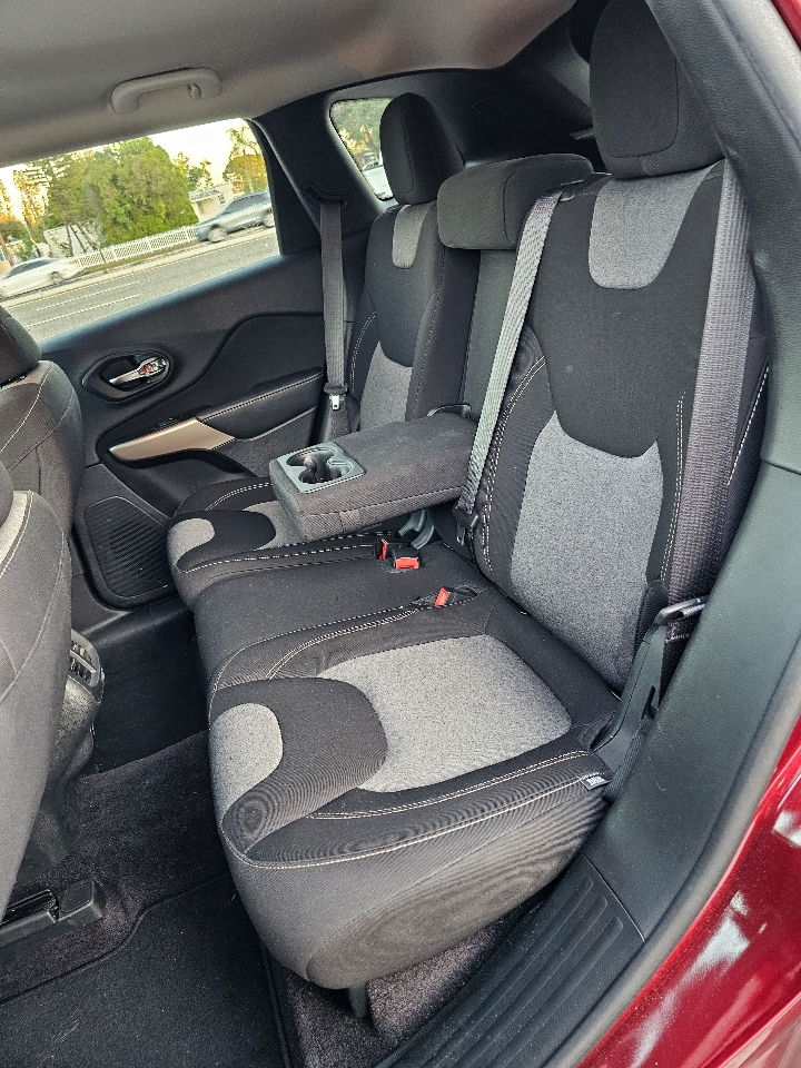 Jeep Cherokee Latitude FWD 2018