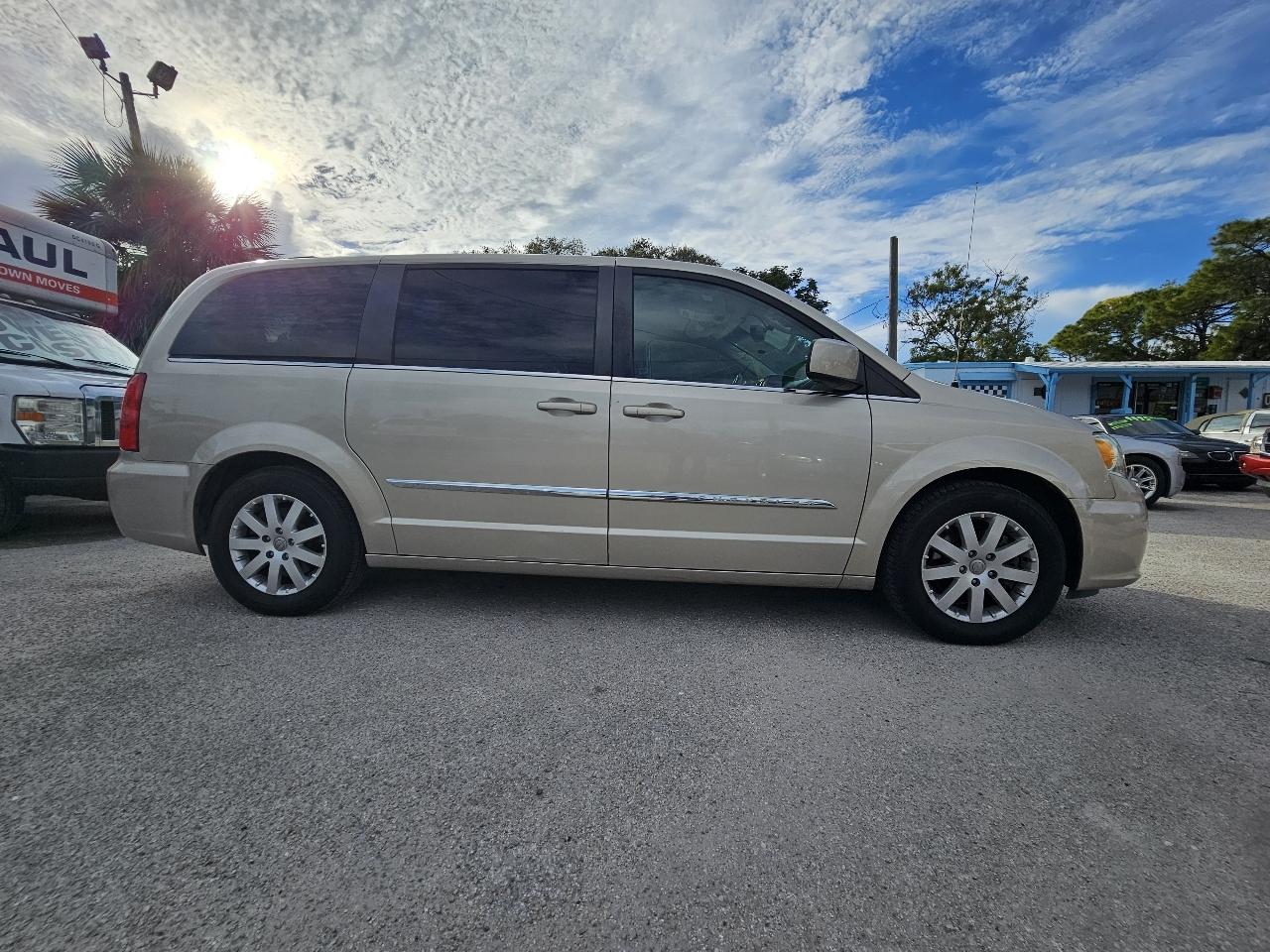 Chrysler Town & Country Touring 2014