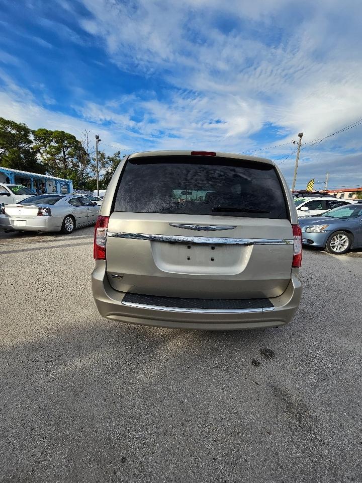 Chrysler Town & Country Touring 2014