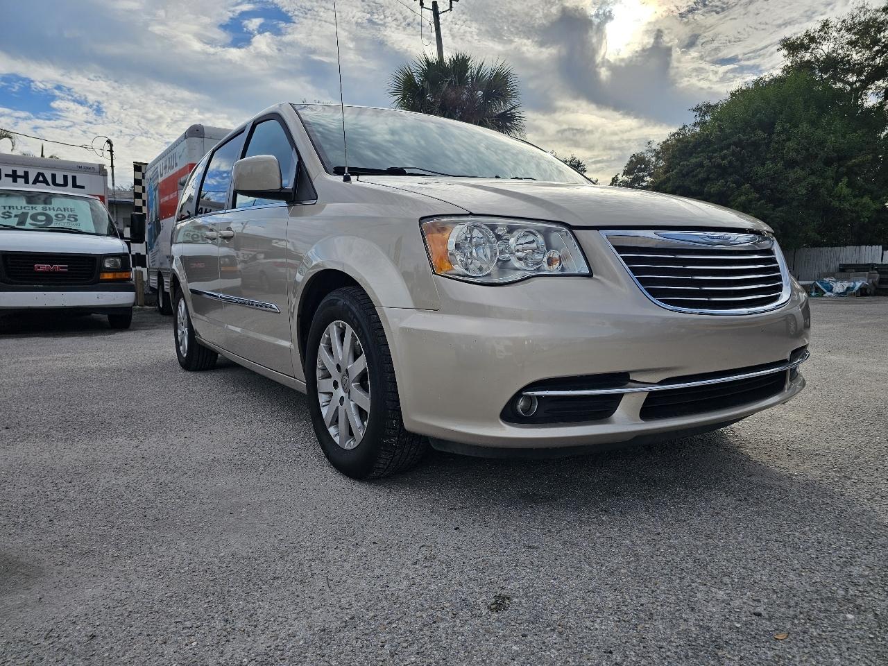 Chrysler Town & Country Touring 2014