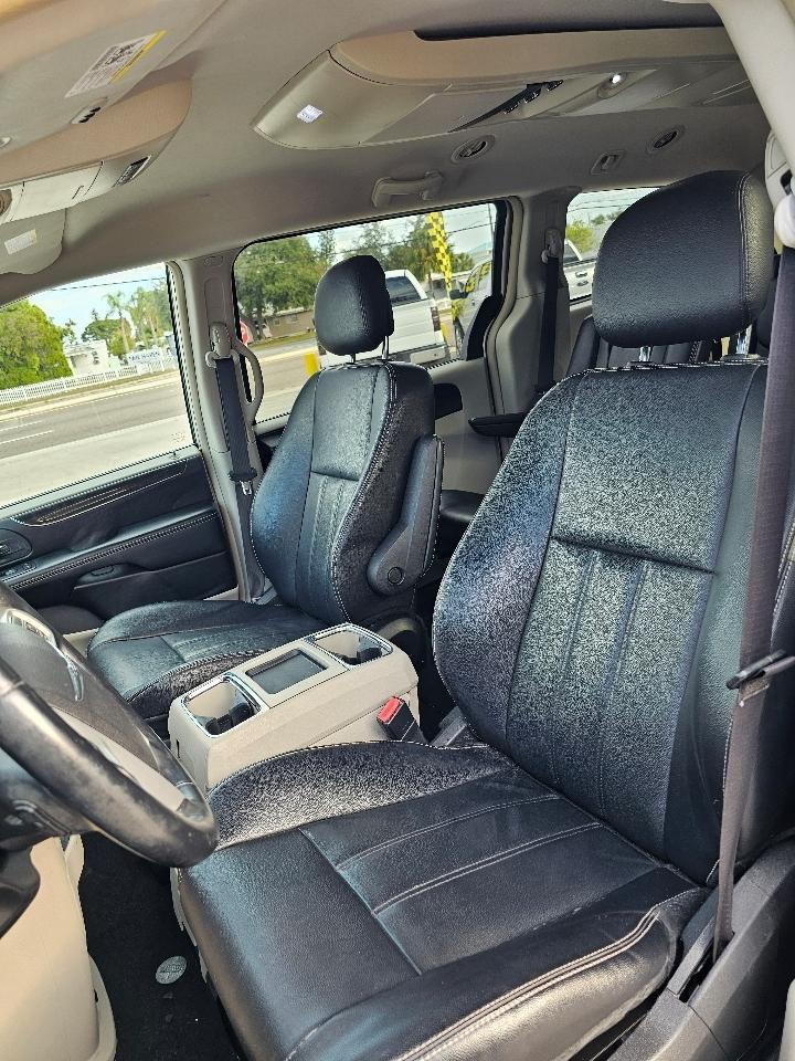 Chrysler Town & Country Touring 2014