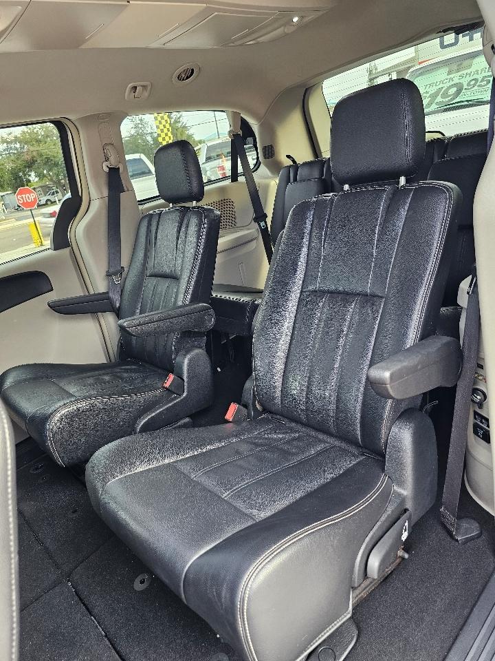 Chrysler Town & Country Touring 2014