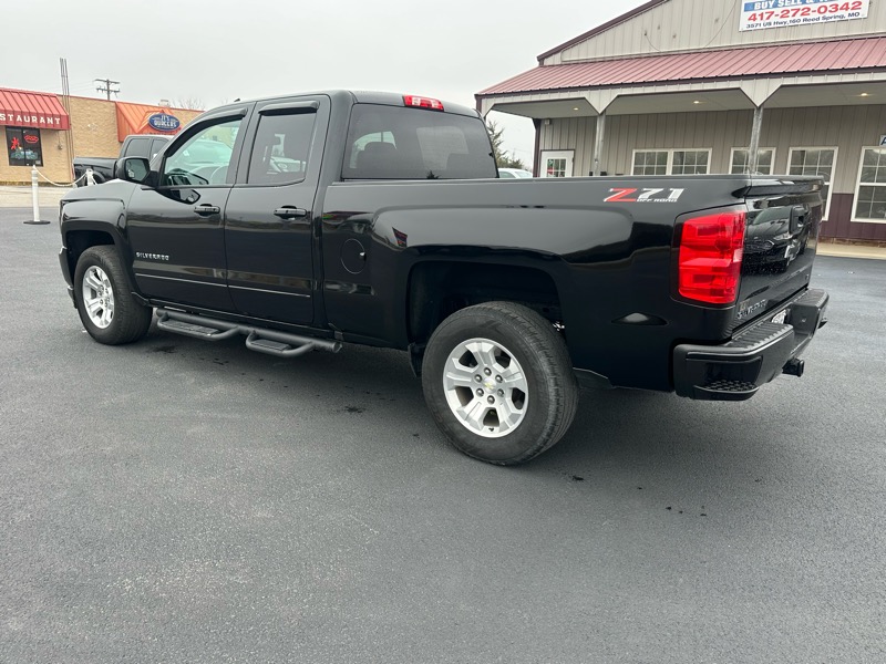 Chevrolet Silverado 1500 Crew Cab Crew Cab 143.5" WB 4WD LT 2018
