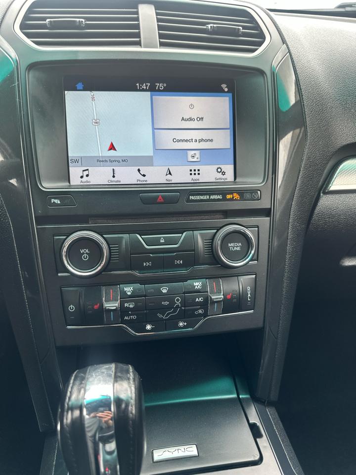 Ford Explorer 4dr 114" WB 4.0L XLT 4WD 2018