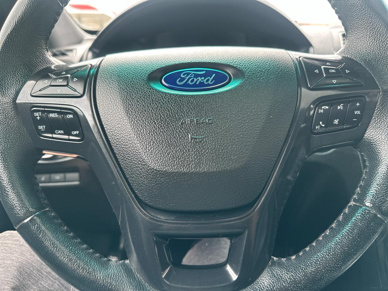 Ford Explorer 4dr 114" WB 4.0L XLT 4WD 2018