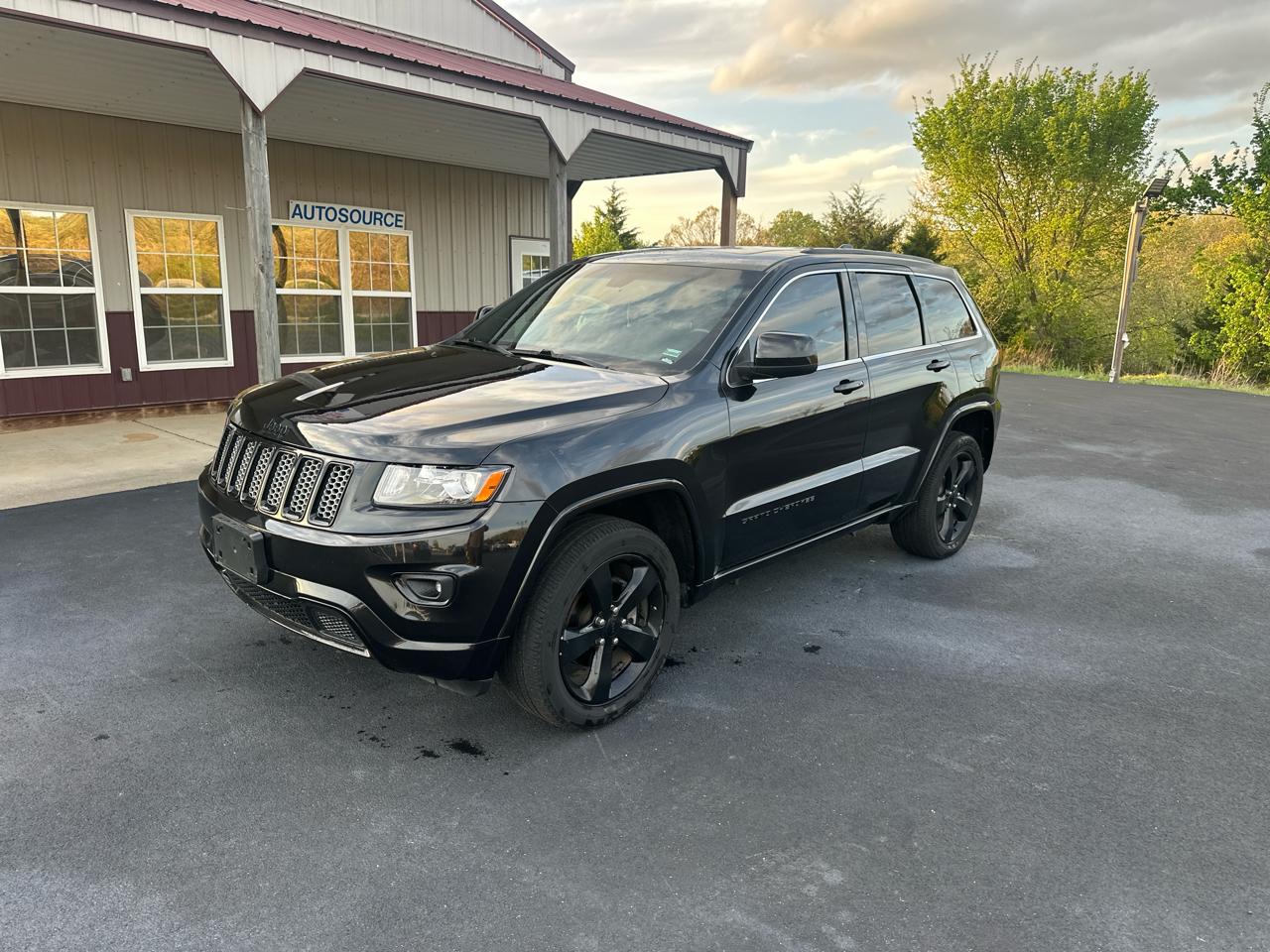 Jeep Grand Cherokee Laredo 4WD 2015