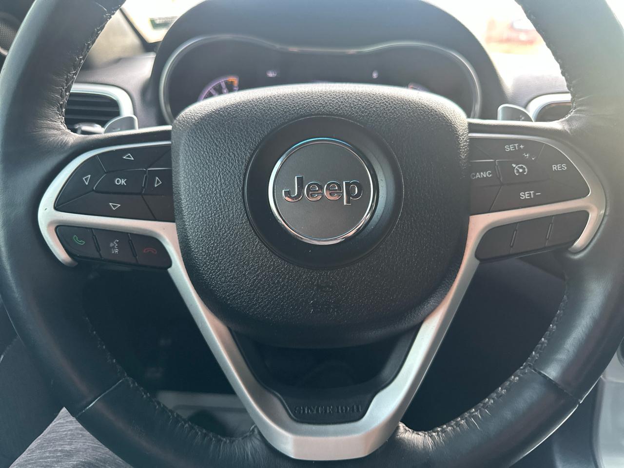 Jeep Grand Cherokee Laredo 4WD 2015