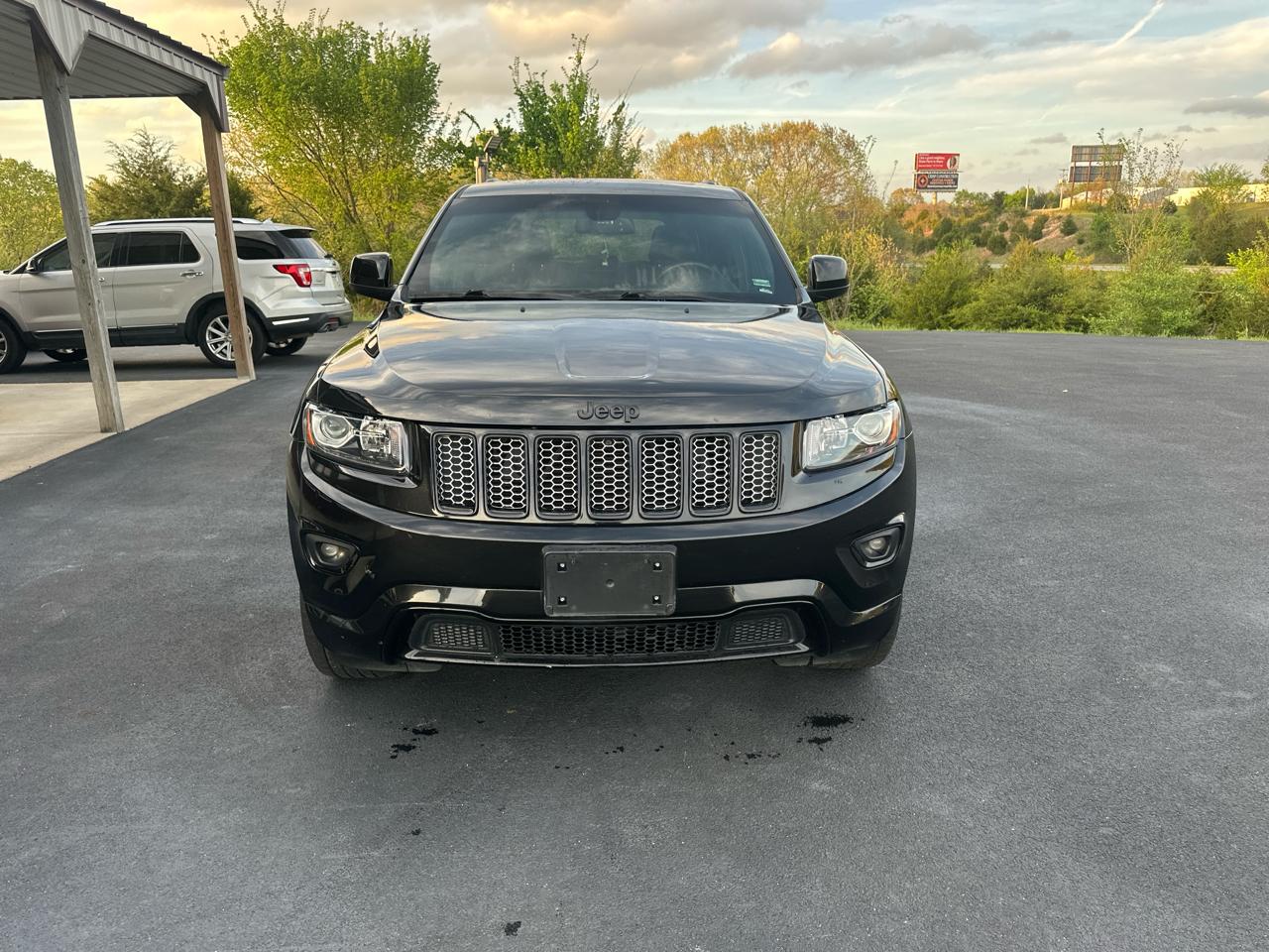 Jeep Grand Cherokee Laredo 4WD 2015