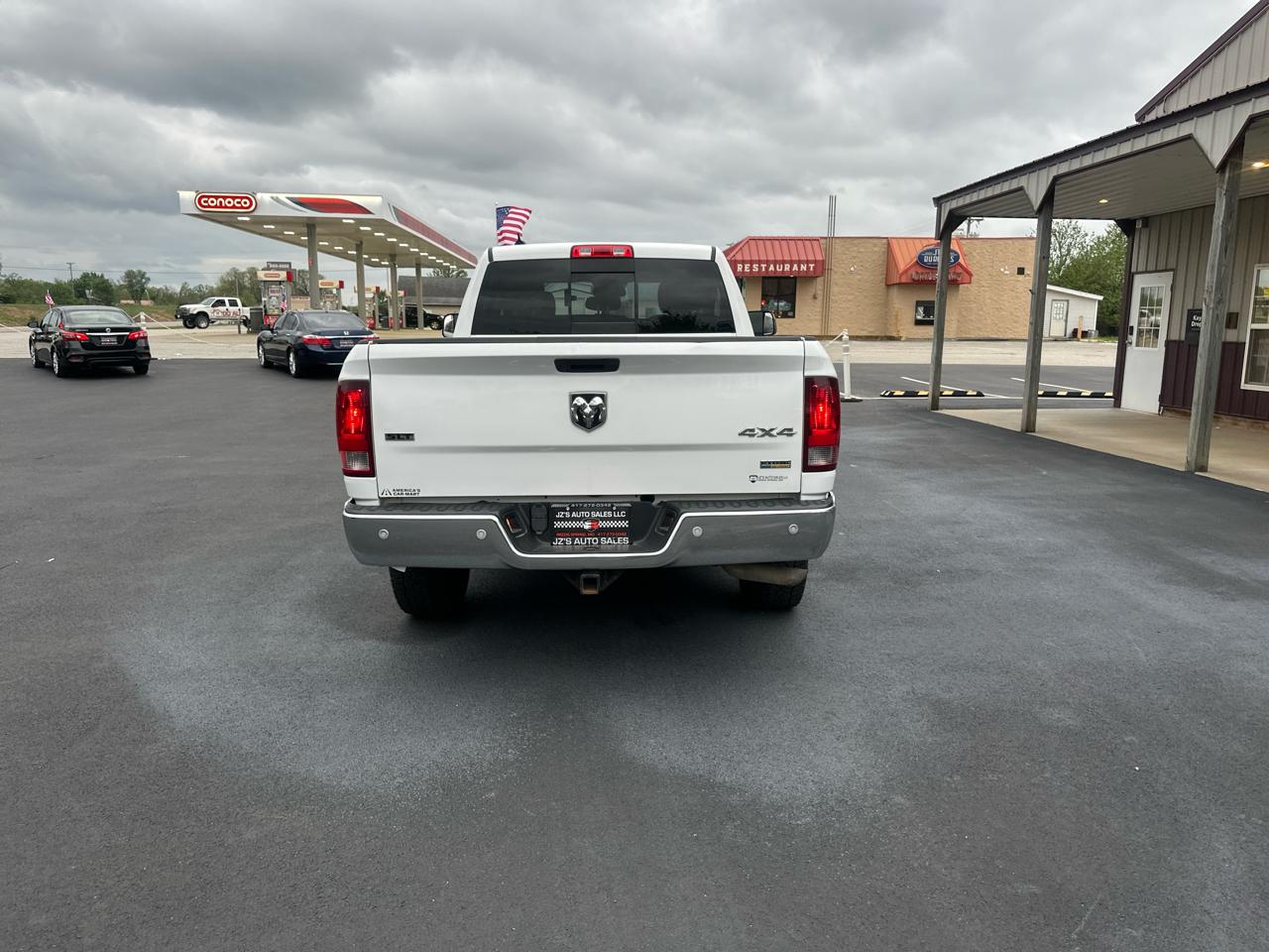 RAM 1500 Classic Tradesman Quad Cab 4WD 2019