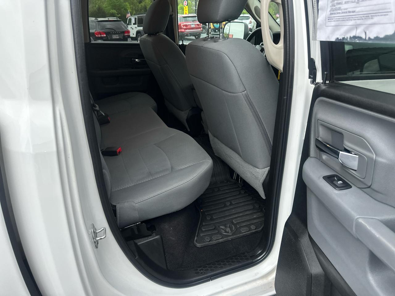 RAM 1500 Classic Tradesman Quad Cab 4WD 2019