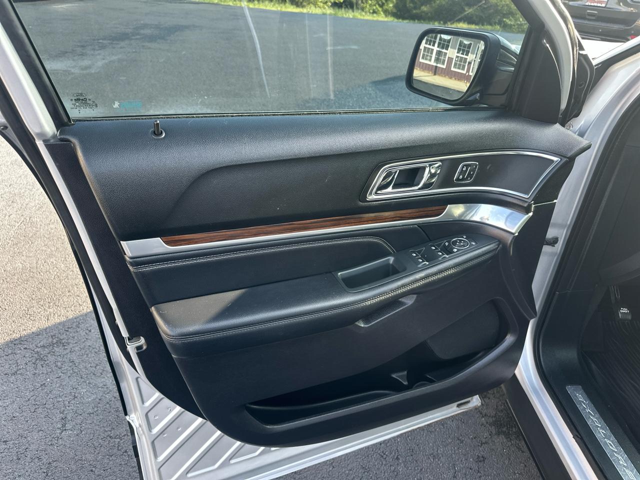 Ford Explorer Limited 4WD 2019