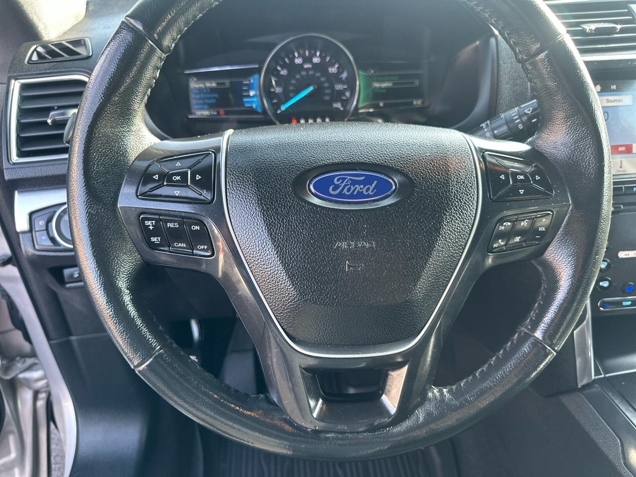 Ford Explorer Limited 4WD 2019