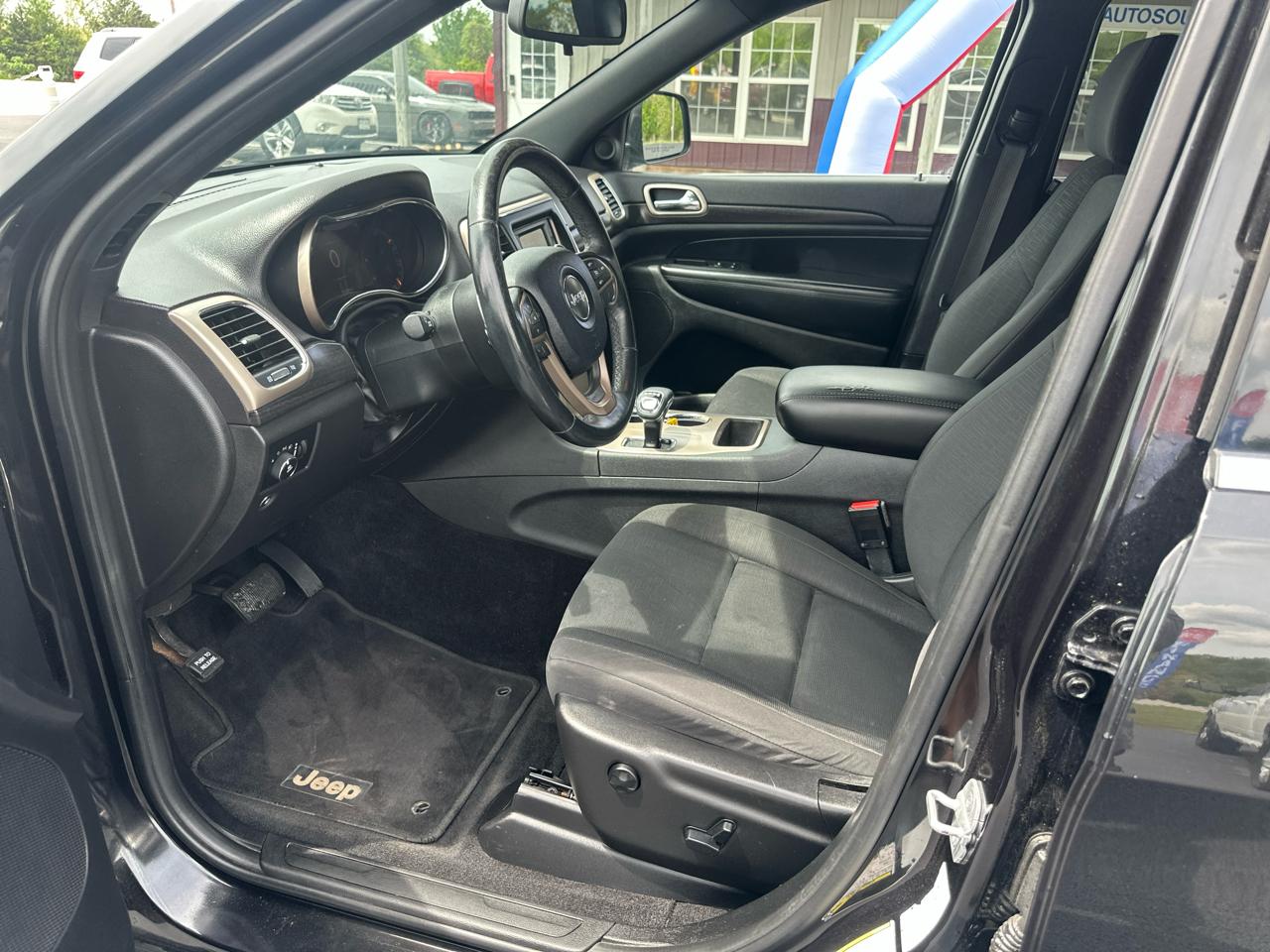 Jeep Grand Cherokee Laredo 4WD 2014