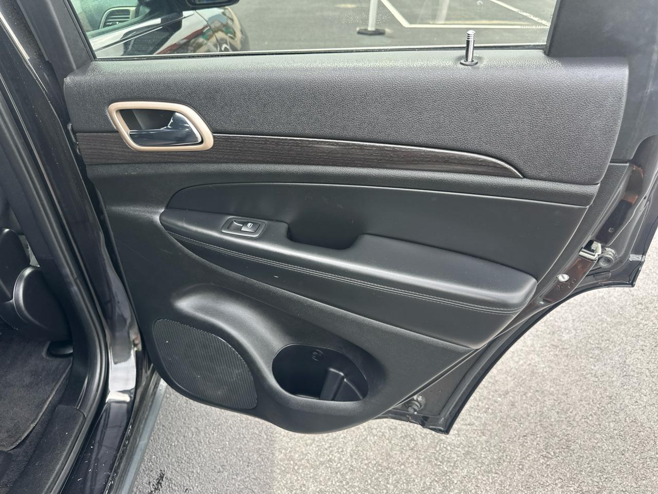 Jeep Grand Cherokee Laredo 4WD 2014