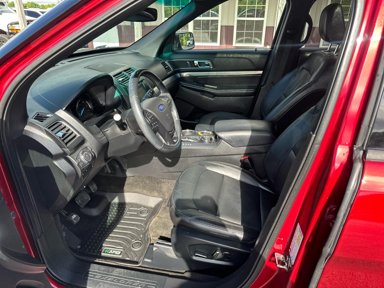 Ford Explorer 4dr 112" WB XLT AWD 2018