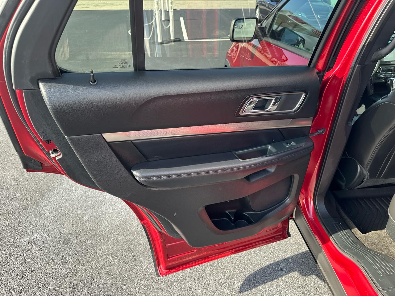 Ford Explorer 4dr 112" WB XLT AWD 2018