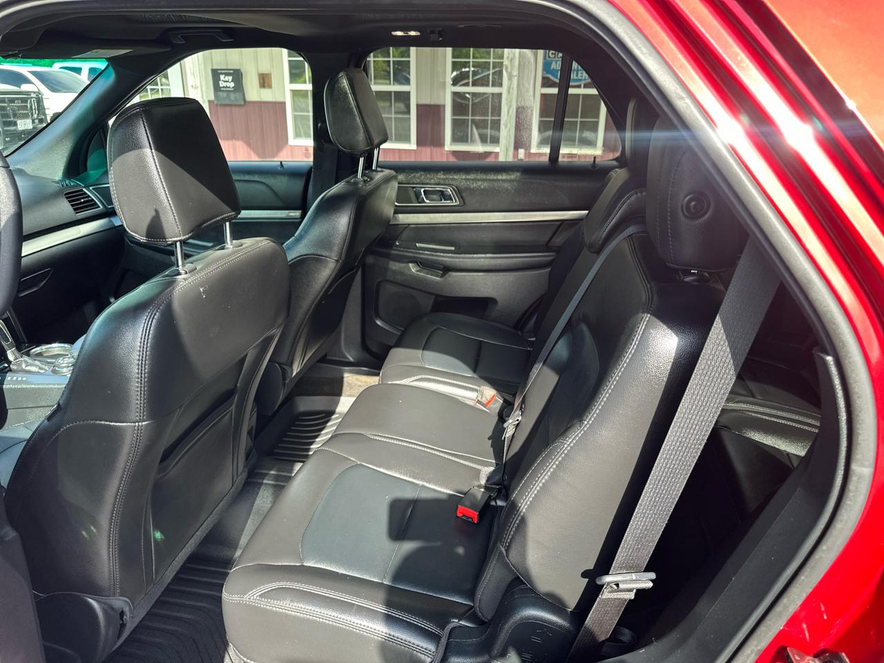 Ford Explorer 4dr 112" WB XLT AWD 2018