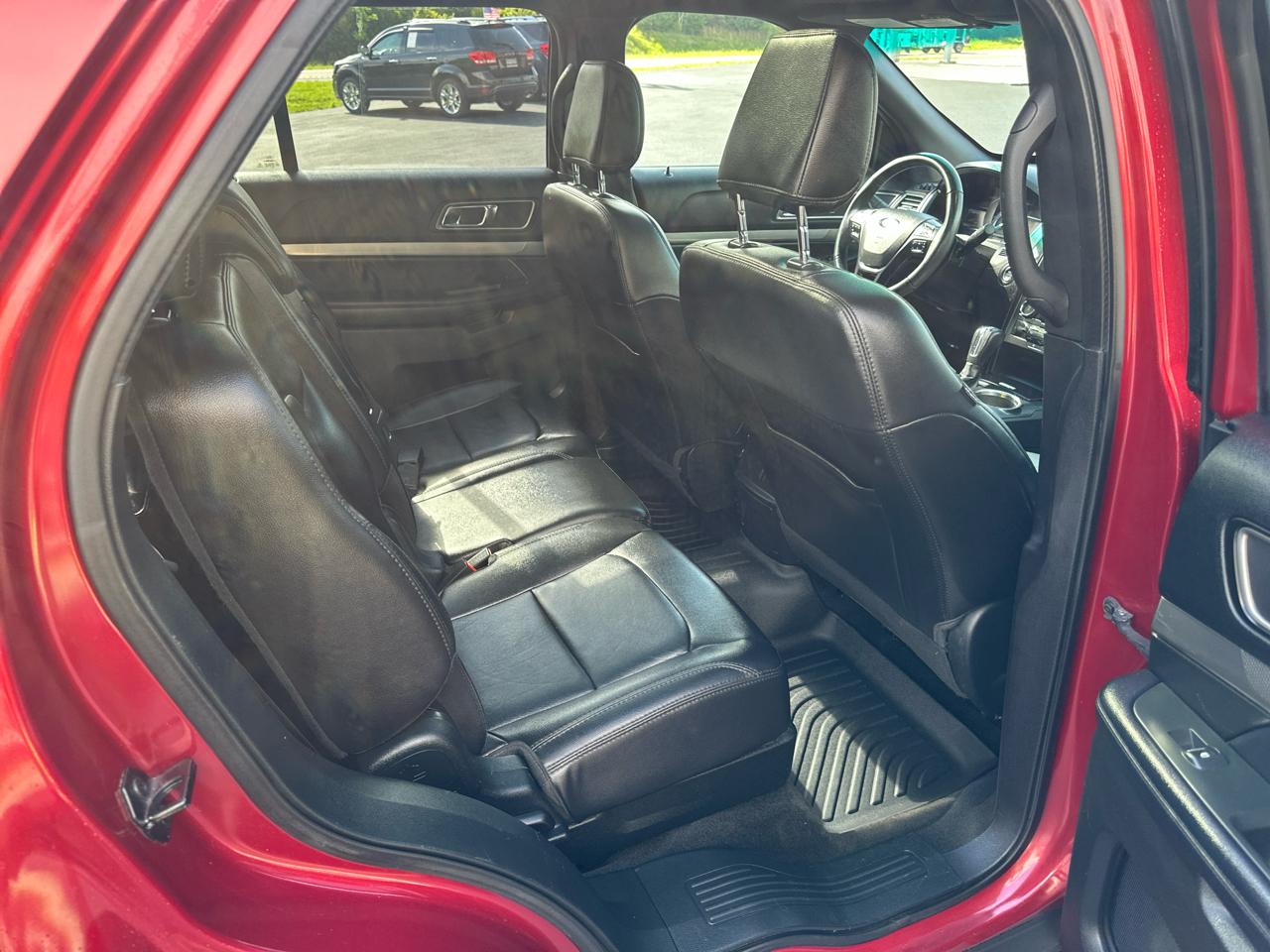 Ford Explorer 4dr 112" WB XLT AWD 2018