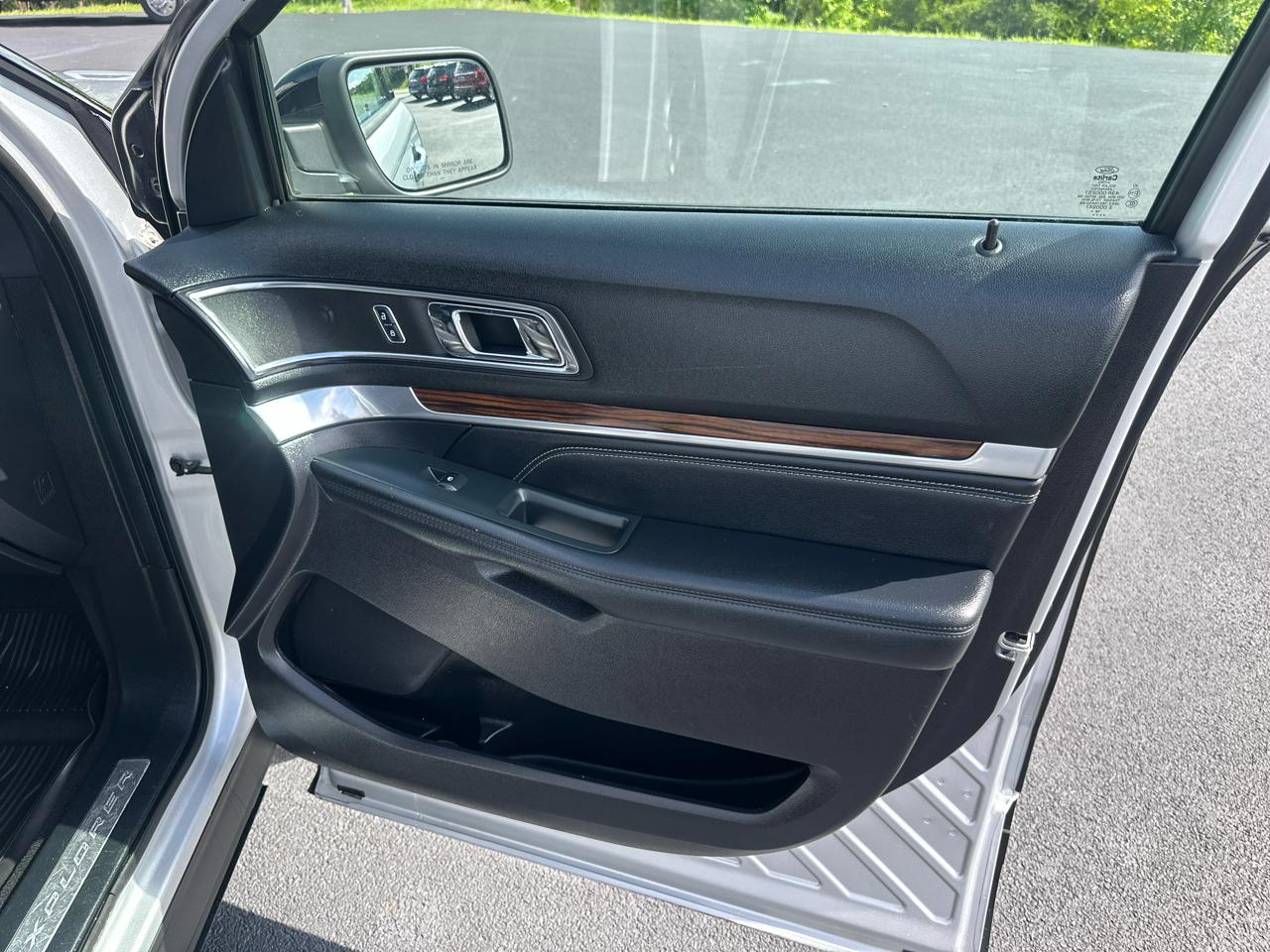 Ford Explorer Limited 4WD 2019