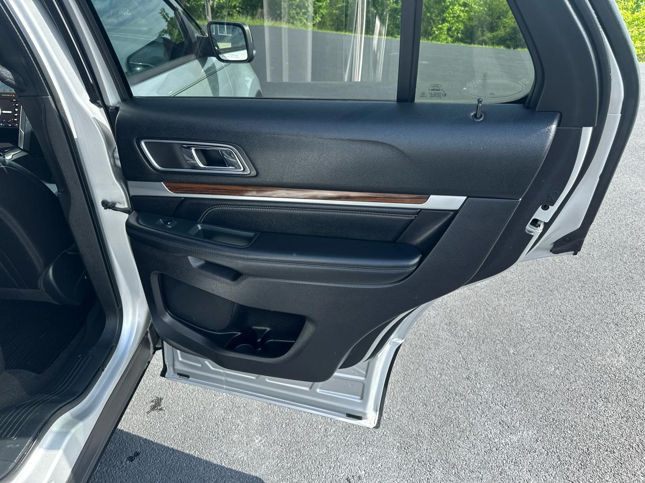 Ford Explorer Limited 4WD 2019