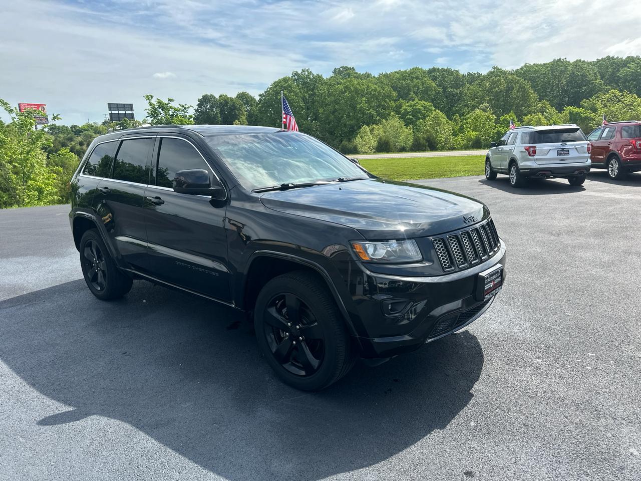 Jeep Grand Cherokee Laredo 4WD 2015