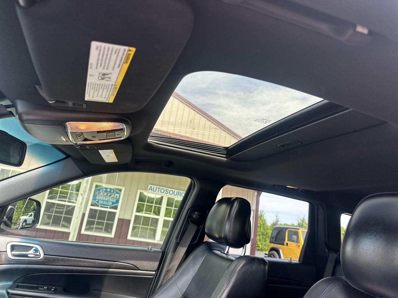 Jeep Grand Cherokee Laredo 4WD 2015