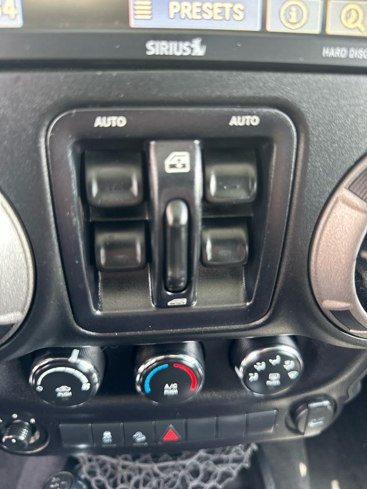 Jeep Wrangler Unlimited Sport 4WD 2015