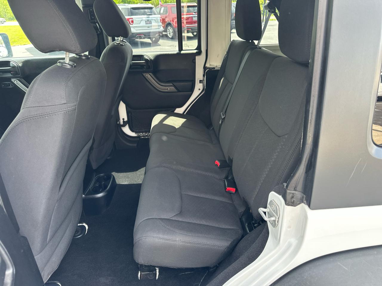 Jeep Wrangler Unlimited Sport 4WD 2015